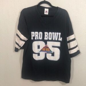 Vintage Single Stitch “Pro Bowl” 1995 Screen Print Football Jersey Style T-Shirt